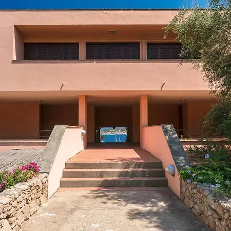 Miramare Flat 3*